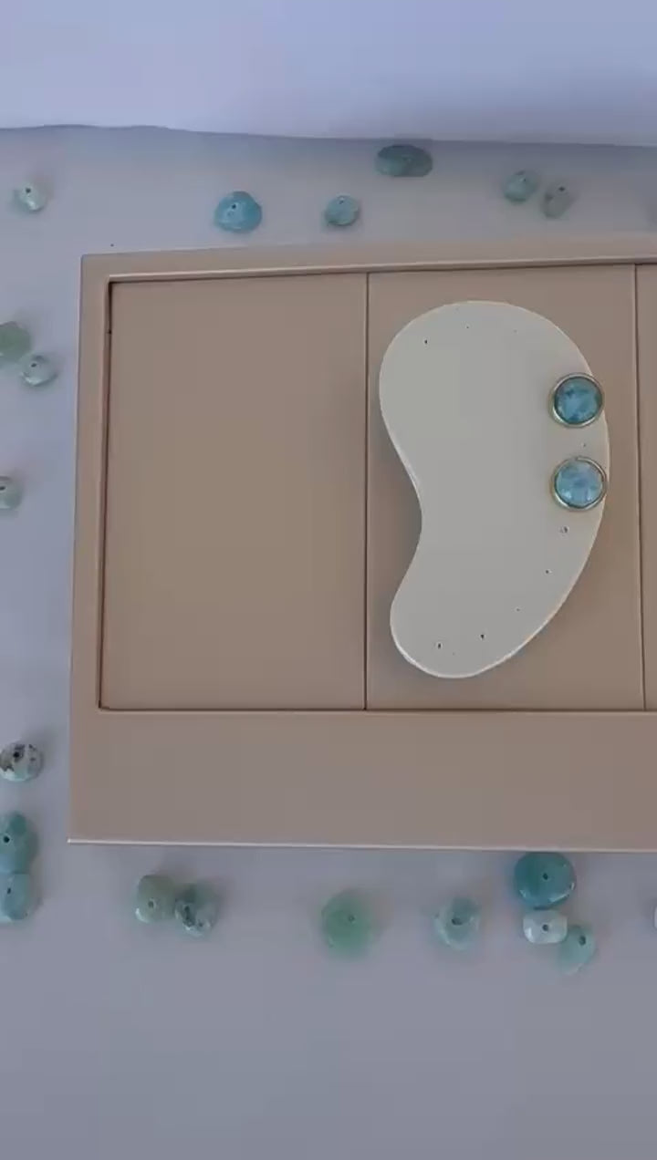 Aretes larimar original dominicano laminado en oro con caja de regalo Pretty Women RD